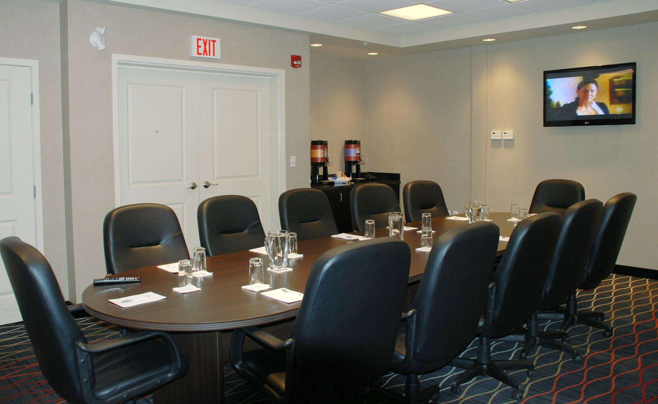 Hampton Inn & Suites By Hilton Lethbridge Faciliteiten foto